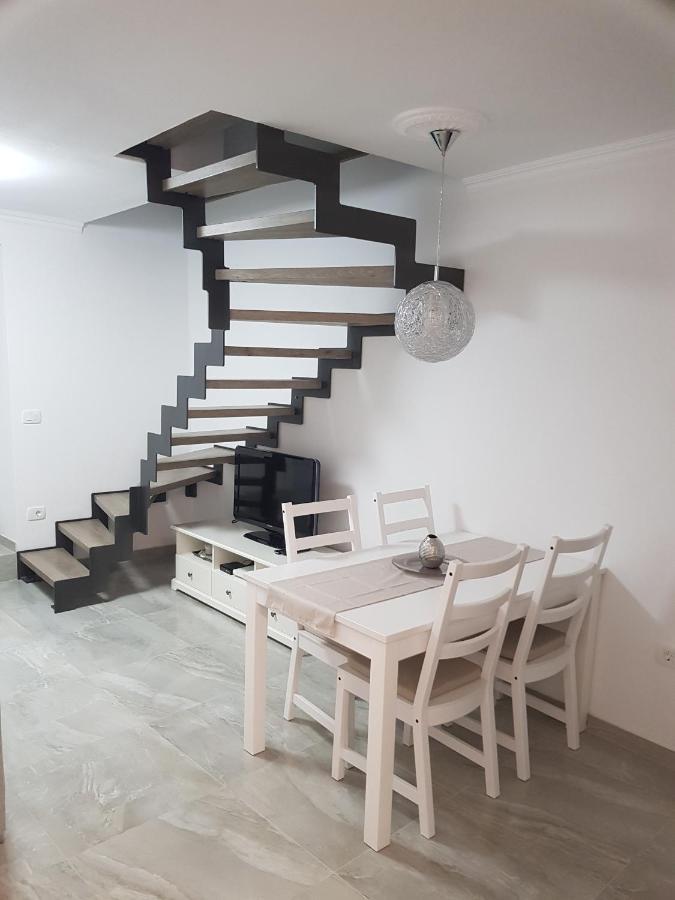 Boutique Villa Zontova Jama Vipava Eksteriør billede